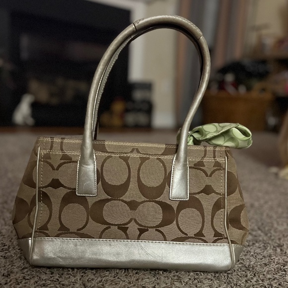 Coach Hampton Madeline Signature Canvas & Leather Purse - Picture 2 of 6